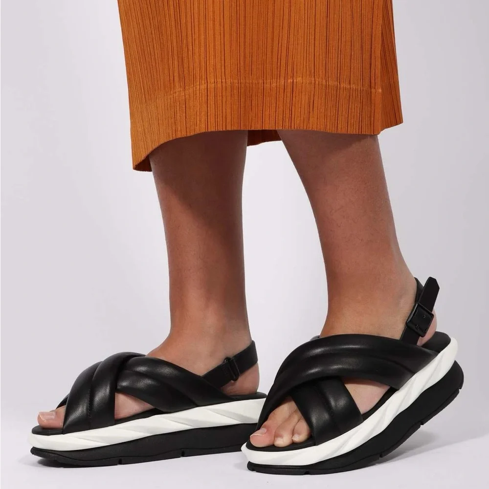 4CCCCEES Cross-Strap Mellow Sandals Black and White Size 39 / 8.5 - Picture 1 of 16